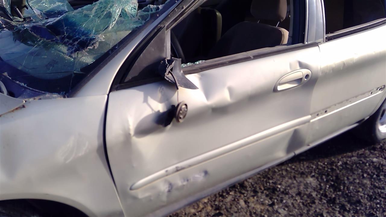 https://f005.backblazeb2.com/file/img-partshotlines-com/Inventory/SW52/Vehicle/18724_10.jpg