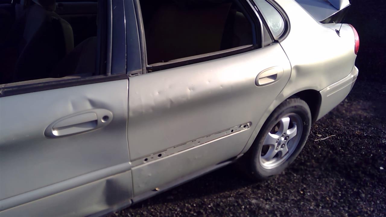 https://f005.backblazeb2.com/file/img-partshotlines-com/Inventory/SW52/Vehicle/18724_11.jpg
