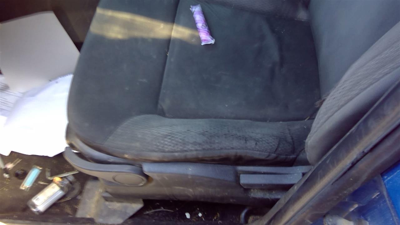 https://f005.backblazeb2.com/file/img-partshotlines-com/Inventory/SW52/Vehicle/18728_04.jpg