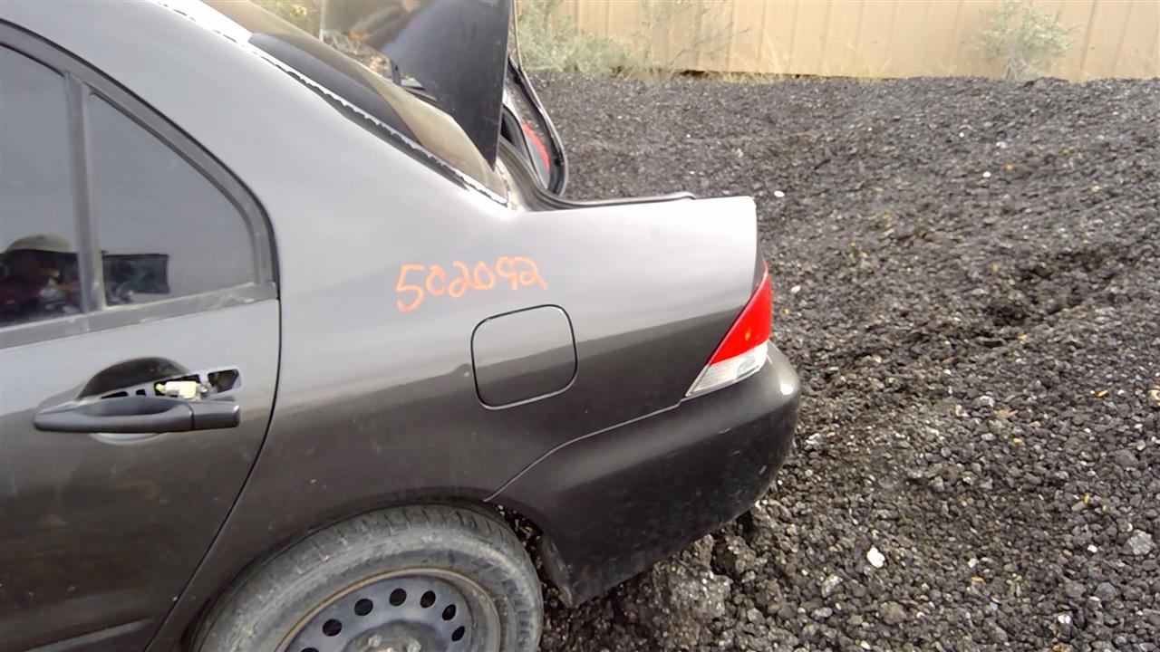 https://f005.backblazeb2.com/file/img-partshotlines-com/Inventory/SW52/Vehicle/18732_13.jpg