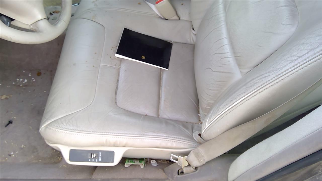 https://f005.backblazeb2.com/file/img-partshotlines-com/Inventory/SW52/Vehicle/18735_03.jpg