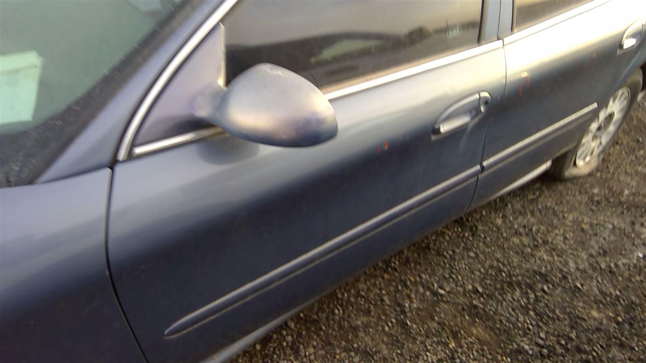 https://f005.backblazeb2.com/file/img-partshotlines-com/Inventory/SW52/Vehicle/18744_10.jpg