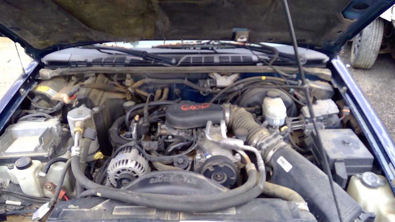 https://f005.backblazeb2.com/file/img-partshotlines-com/Inventory/SW52/Vehicle/18762_05.jpg