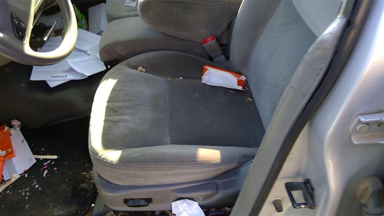 https://f005.backblazeb2.com/file/img-partshotlines-com/Inventory/SW52/Vehicle/18782_03.jpg