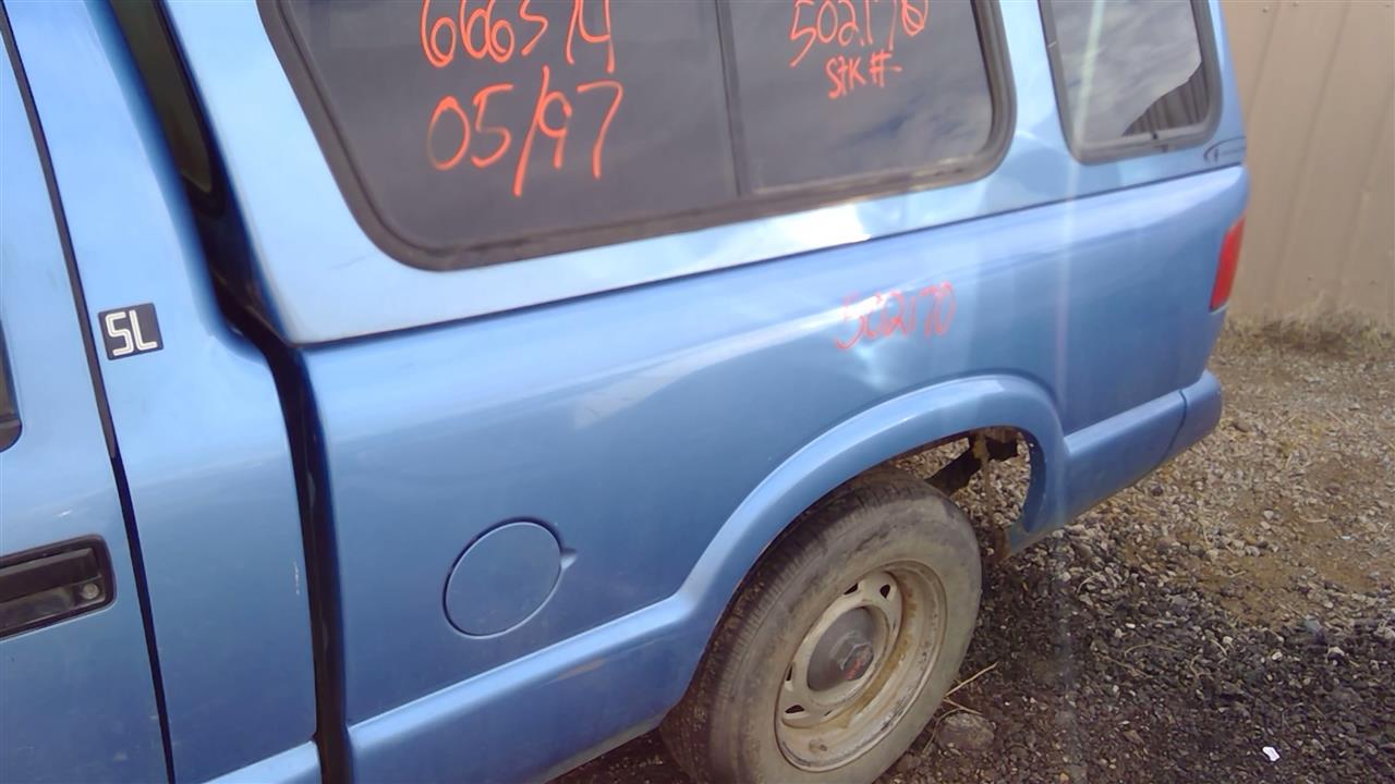 https://f005.backblazeb2.com/file/img-partshotlines-com/Inventory/SW52/Vehicle/18811_12.jpg