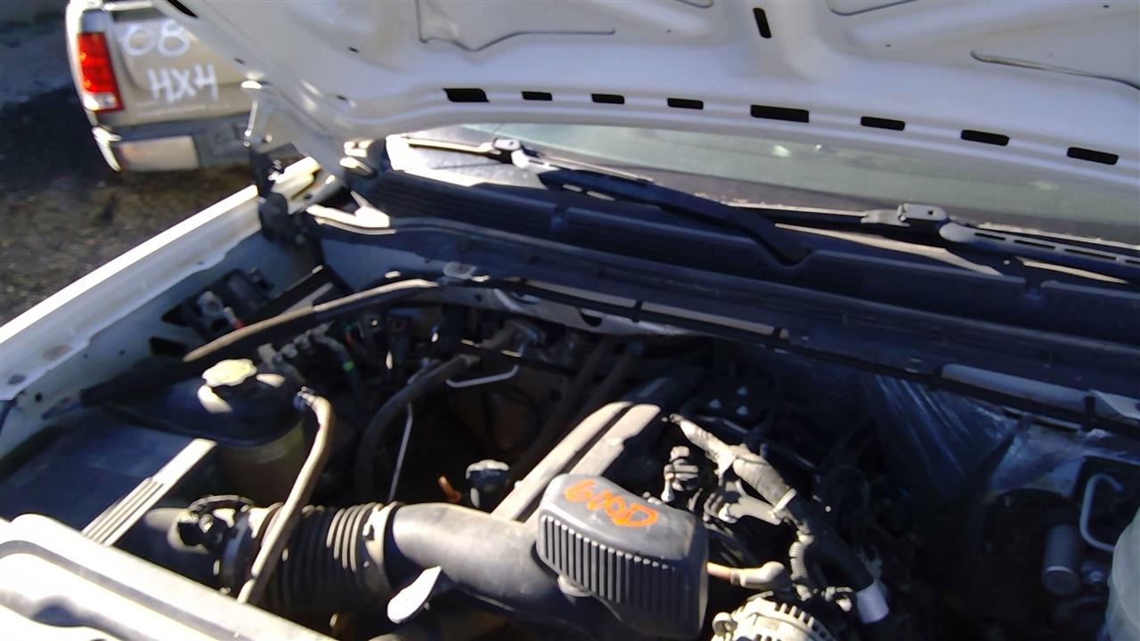 https://f005.backblazeb2.com/file/img-partshotlines-com/Inventory/SW52/Vehicle/18861_04.jpg