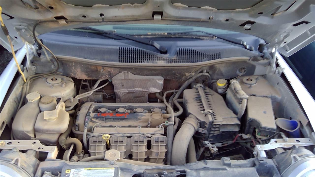 https://f005.backblazeb2.com/file/img-partshotlines-com/Inventory/SW52/Vehicle/18902_06.jpg