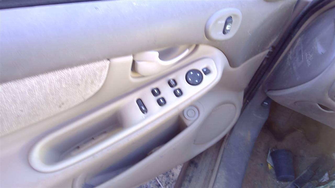 https://f005.backblazeb2.com/file/img-partshotlines-com/Inventory/SW52/Vehicle/18909_03.jpg