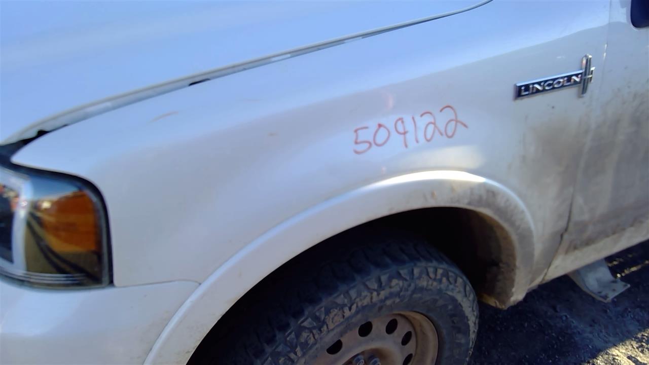 https://f005.backblazeb2.com/file/img-partshotlines-com/Inventory/SW52/Vehicle/18924_09.jpg