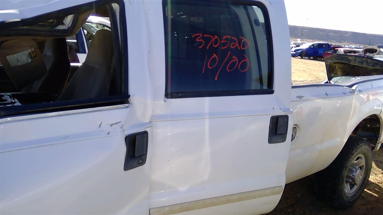https://f005.backblazeb2.com/file/img-partshotlines-com/Inventory/SW52/Vehicle/18939_11.jpg