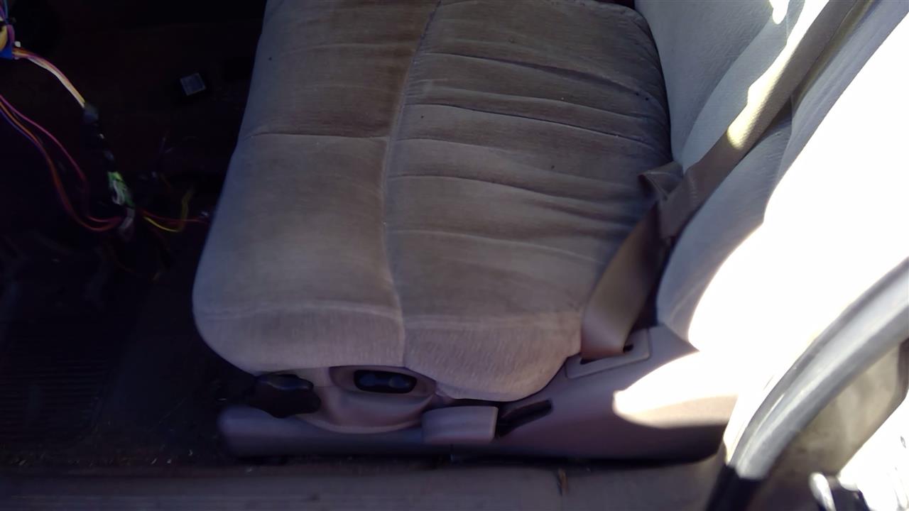 https://f005.backblazeb2.com/file/img-partshotlines-com/Inventory/SW52/Vehicle/18947_03.jpg