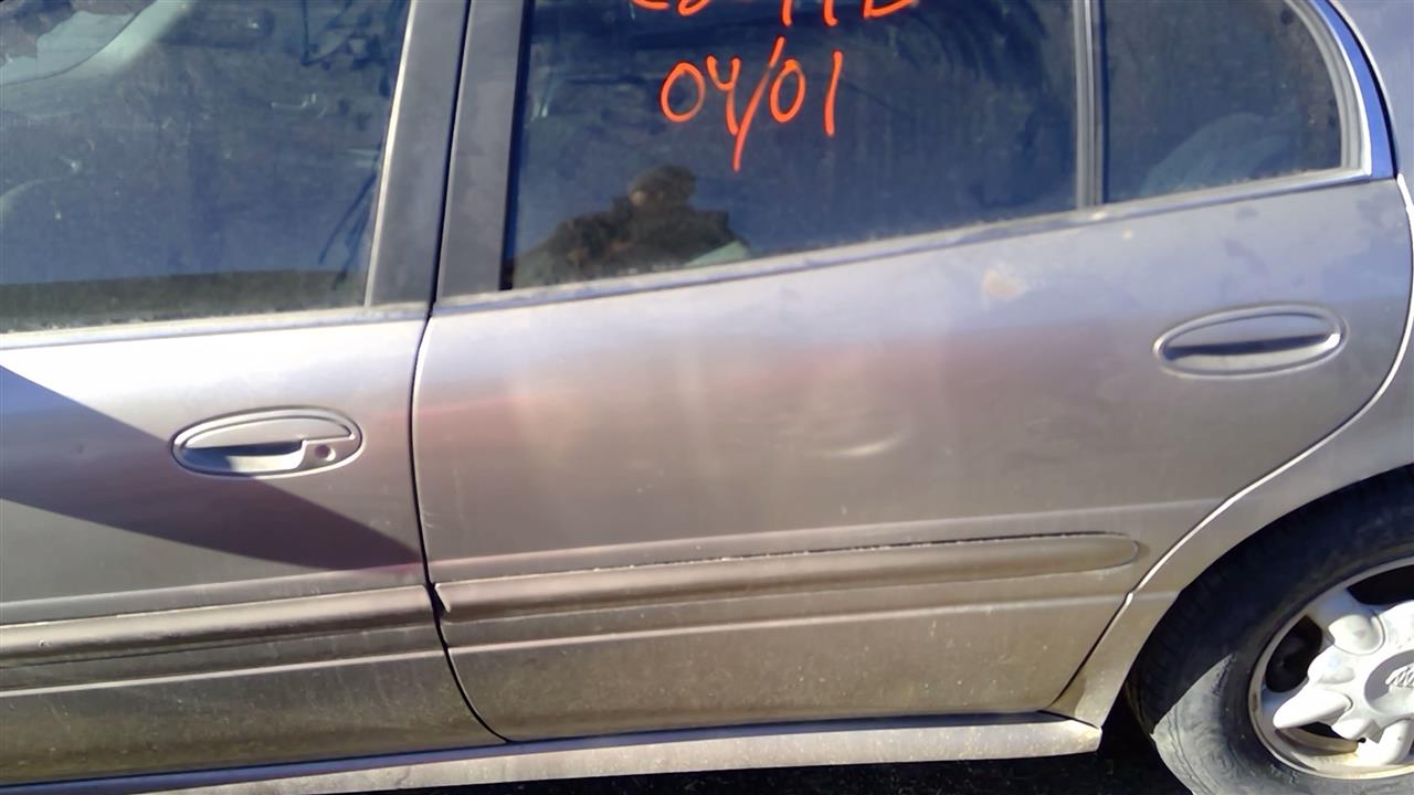 https://f005.backblazeb2.com/file/img-partshotlines-com/Inventory/SW52/Vehicle/18947_11.jpg