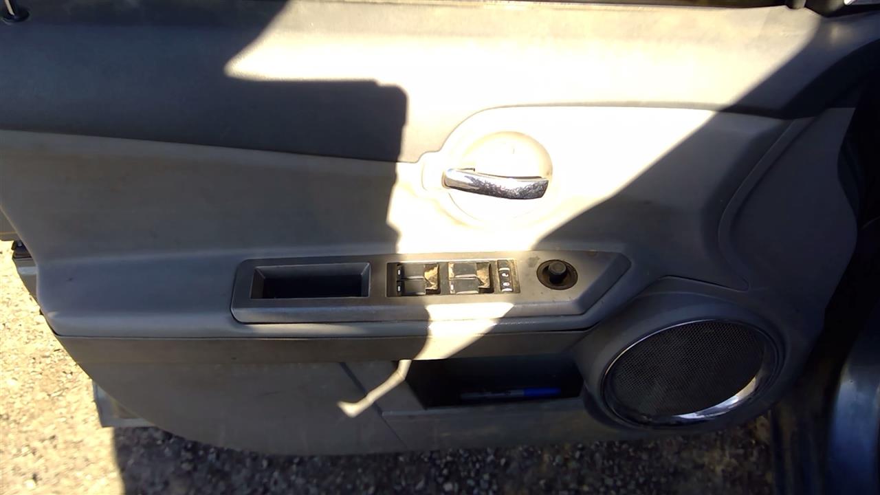 https://f005.backblazeb2.com/file/img-partshotlines-com/Inventory/SW52/Vehicle/18953_02.jpg