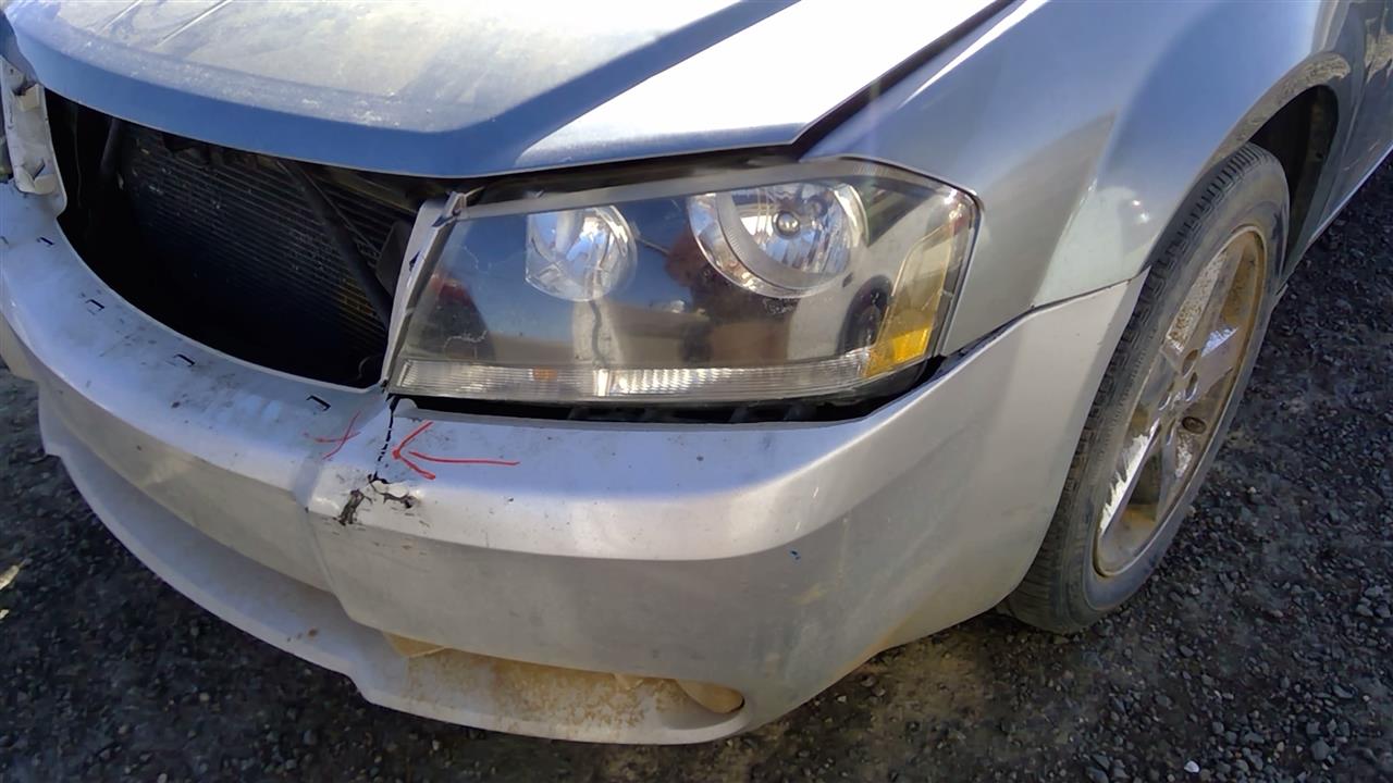 https://f005.backblazeb2.com/file/img-partshotlines-com/Inventory/SW52/Vehicle/18953_09.jpg