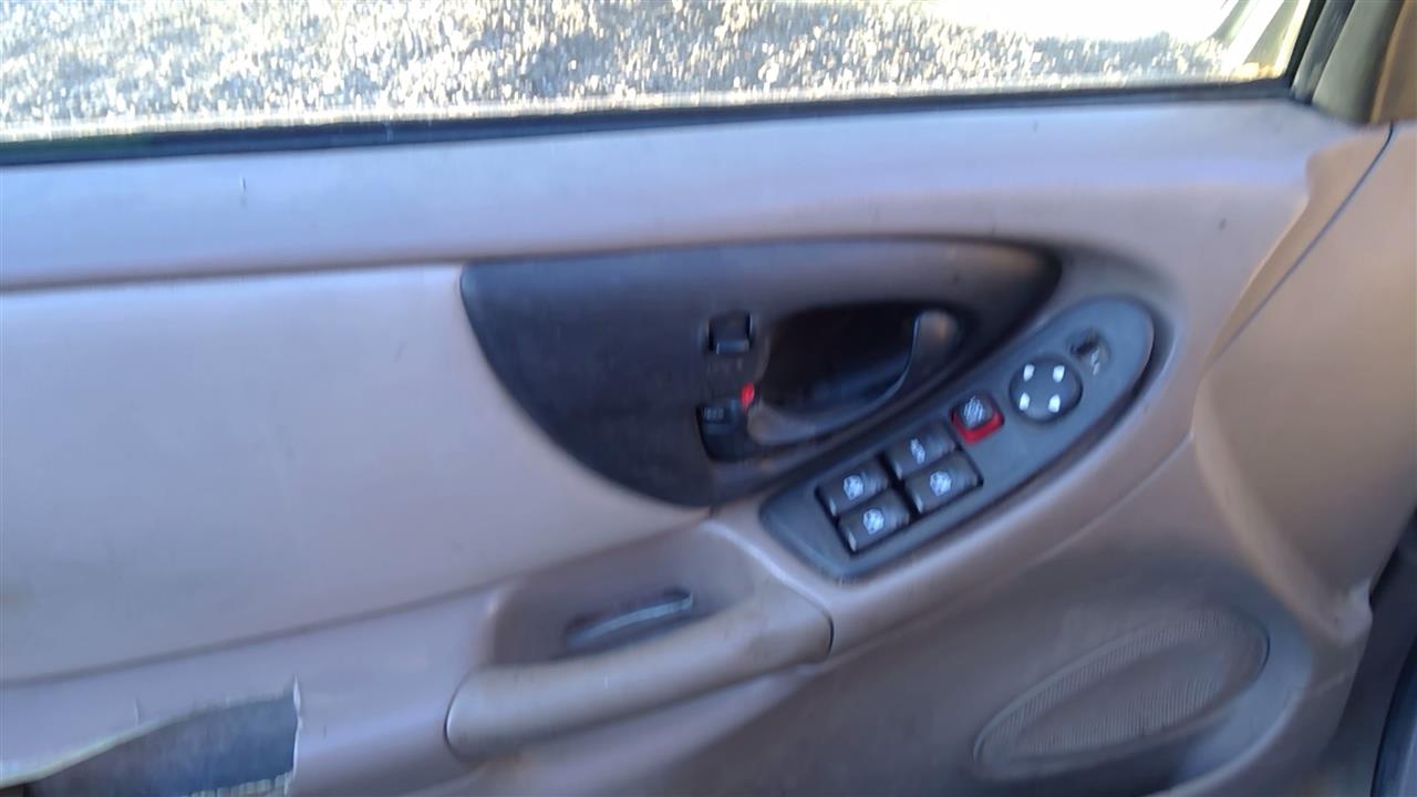https://f005.backblazeb2.com/file/img-partshotlines-com/Inventory/SW52/Vehicle/18958_02.jpg