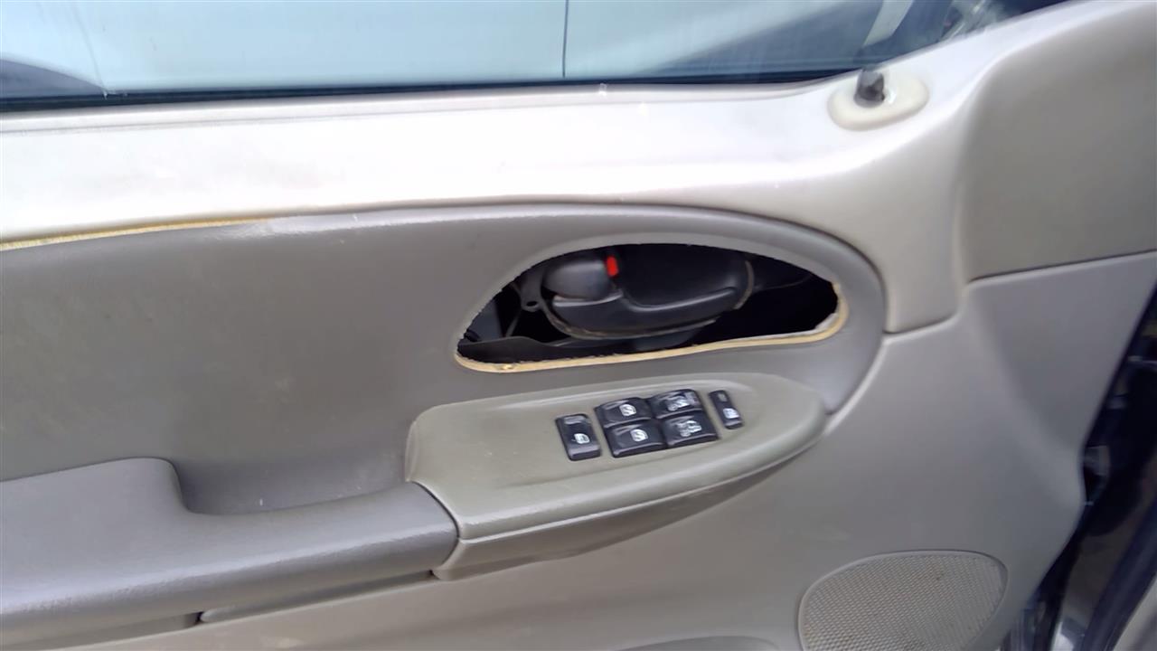 https://f005.backblazeb2.com/file/img-partshotlines-com/Inventory/SW52/Vehicle/18969_03.jpg