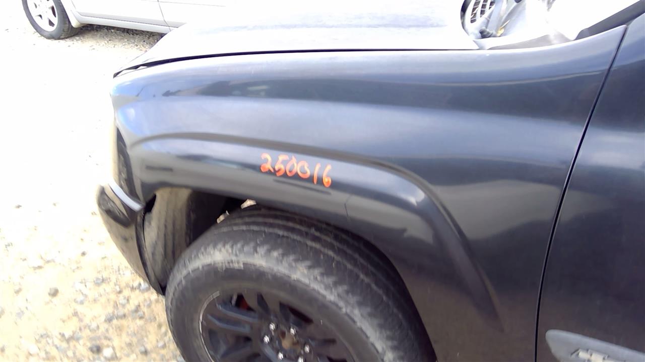 https://f005.backblazeb2.com/file/img-partshotlines-com/Inventory/SW52/Vehicle/18969_10.jpg