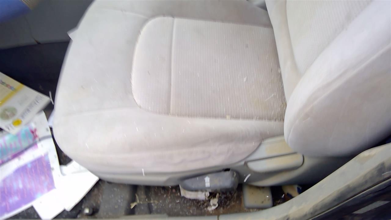 https://f005.backblazeb2.com/file/img-partshotlines-com/Inventory/SW52/Vehicle/18971_03.jpg