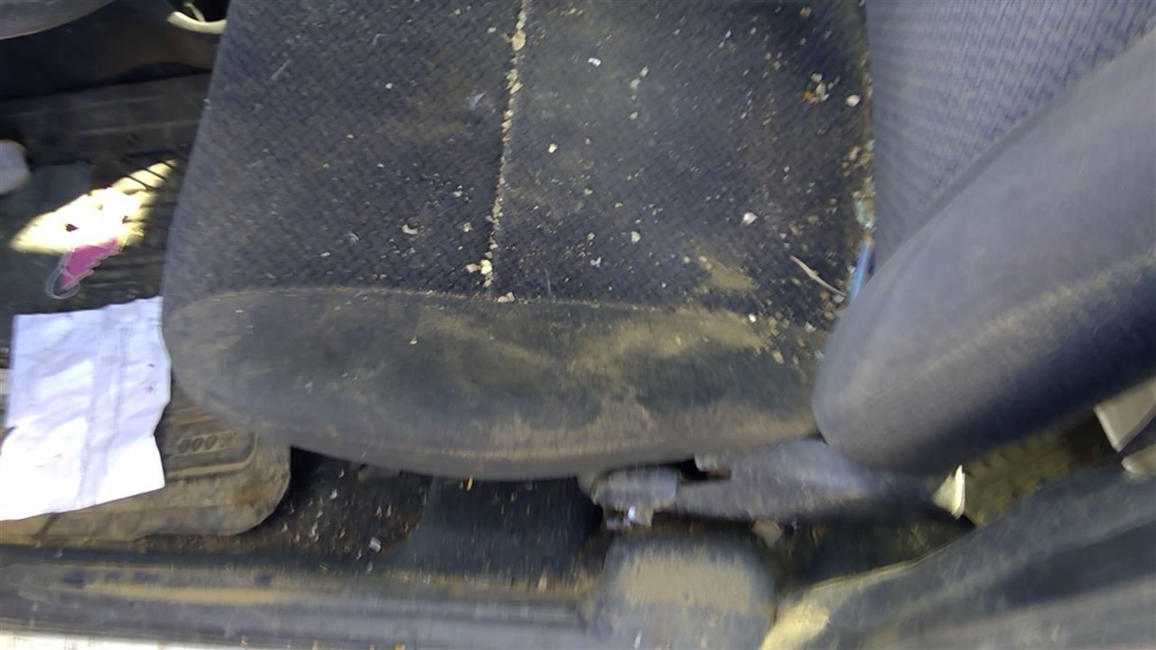 https://f005.backblazeb2.com/file/img-partshotlines-com/Inventory/SW52/Vehicle/19069_03.jpg