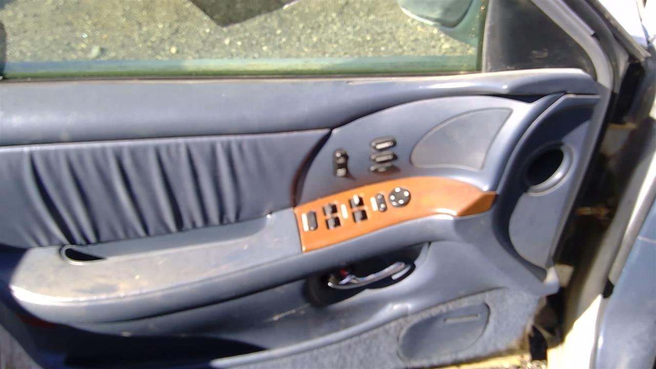 https://f005.backblazeb2.com/file/img-partshotlines-com/Inventory/SW52/Vehicle/19088_02.jpg