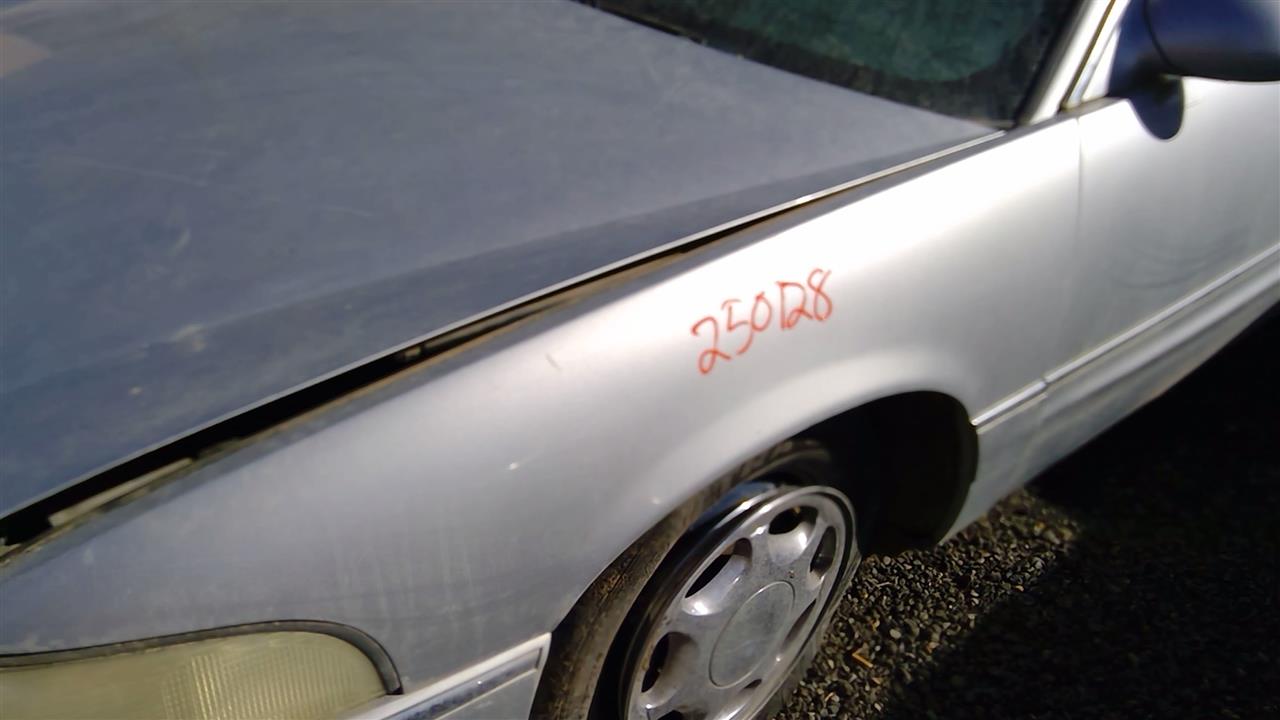 https://f005.backblazeb2.com/file/img-partshotlines-com/Inventory/SW52/Vehicle/19088_10.jpg