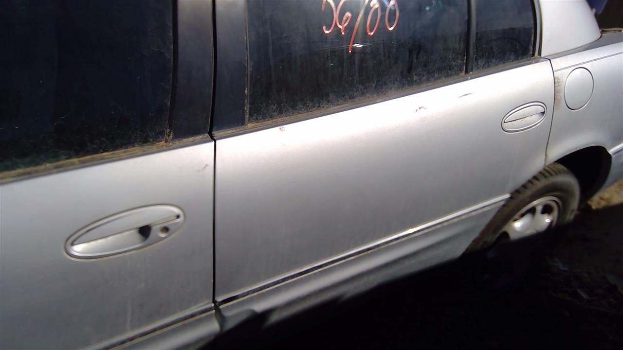 https://f005.backblazeb2.com/file/img-partshotlines-com/Inventory/SW52/Vehicle/19088_12.jpg