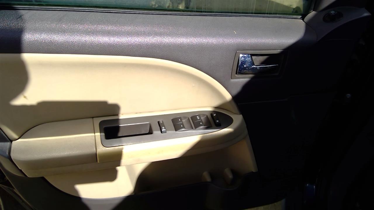 https://f005.backblazeb2.com/file/img-partshotlines-com/Inventory/SW52/Vehicle/19117_02.jpg