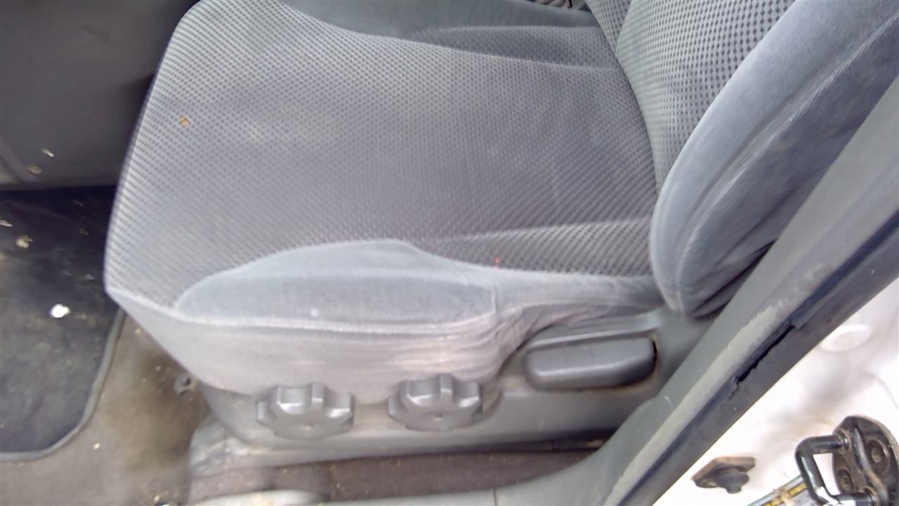 https://f005.backblazeb2.com/file/img-partshotlines-com/Inventory/SW52/Vehicle/19127_05.jpg