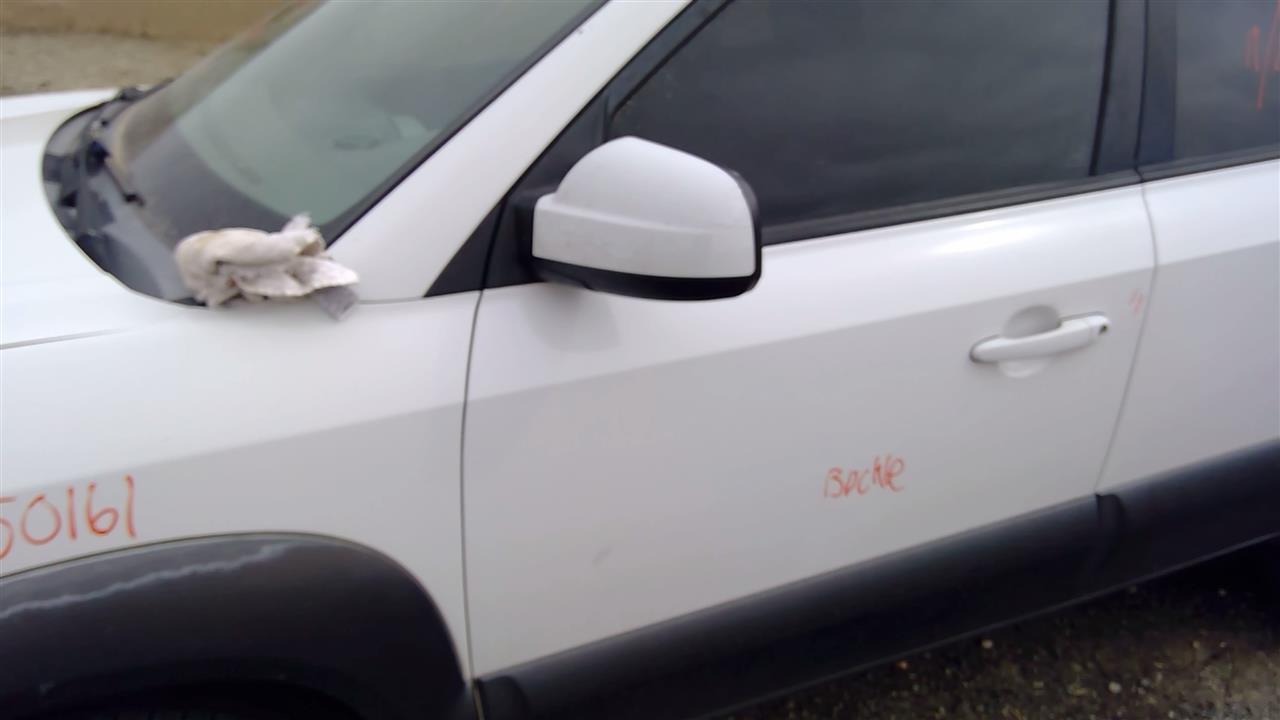 https://f005.backblazeb2.com/file/img-partshotlines-com/Inventory/SW52/Vehicle/19127_12.jpg