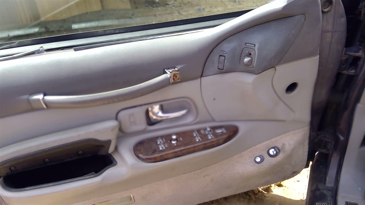https://f005.backblazeb2.com/file/img-partshotlines-com/Inventory/SW52/Vehicle/19139_02.jpg