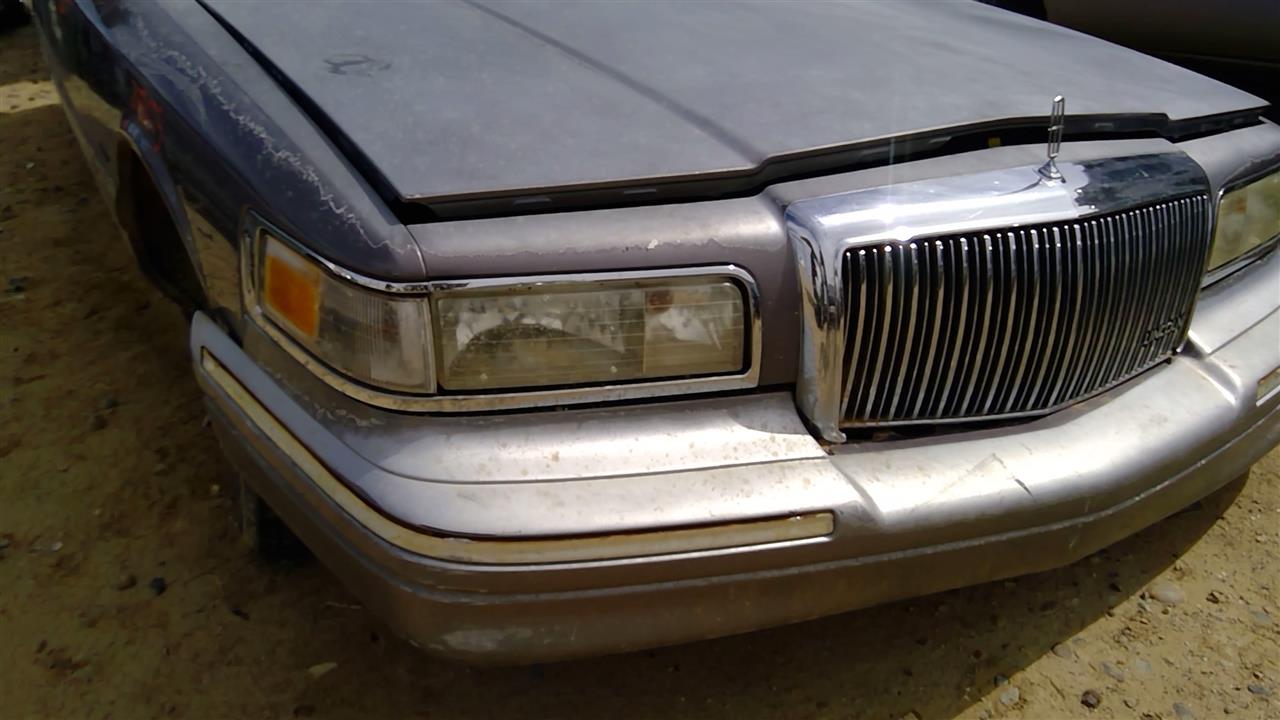https://f005.backblazeb2.com/file/img-partshotlines-com/Inventory/SW52/Vehicle/19139_06.jpg