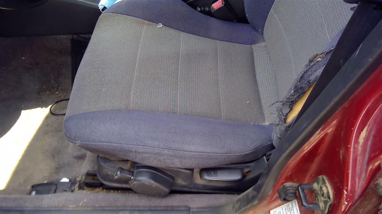 https://f005.backblazeb2.com/file/img-partshotlines-com/Inventory/SW52/Vehicle/19142_03.jpg