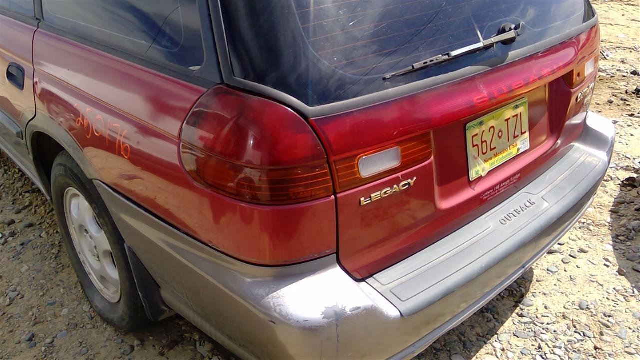 https://f005.backblazeb2.com/file/img-partshotlines-com/Inventory/SW52/Vehicle/19142_13.jpg