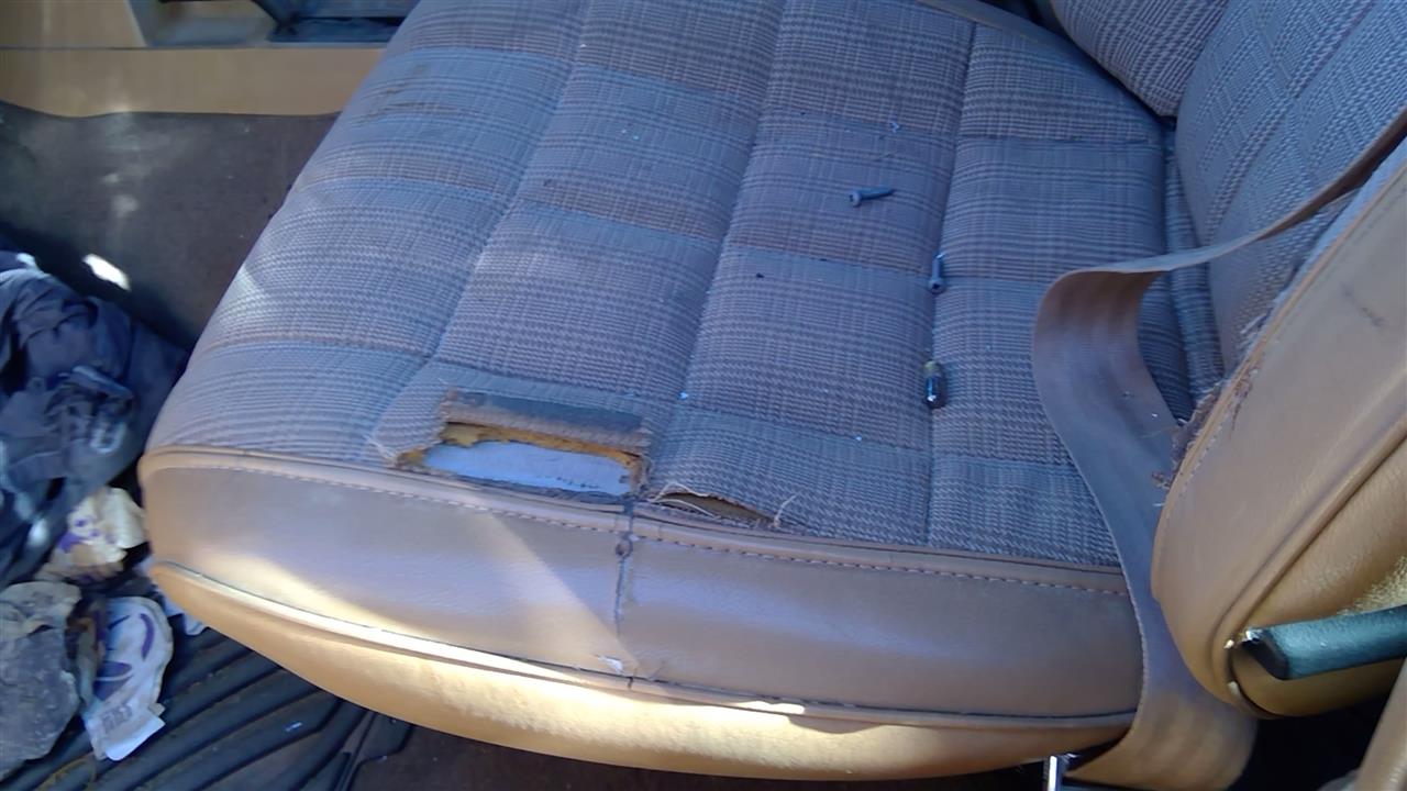 https://f005.backblazeb2.com/file/img-partshotlines-com/Inventory/SW52/Vehicle/19152_03.jpg