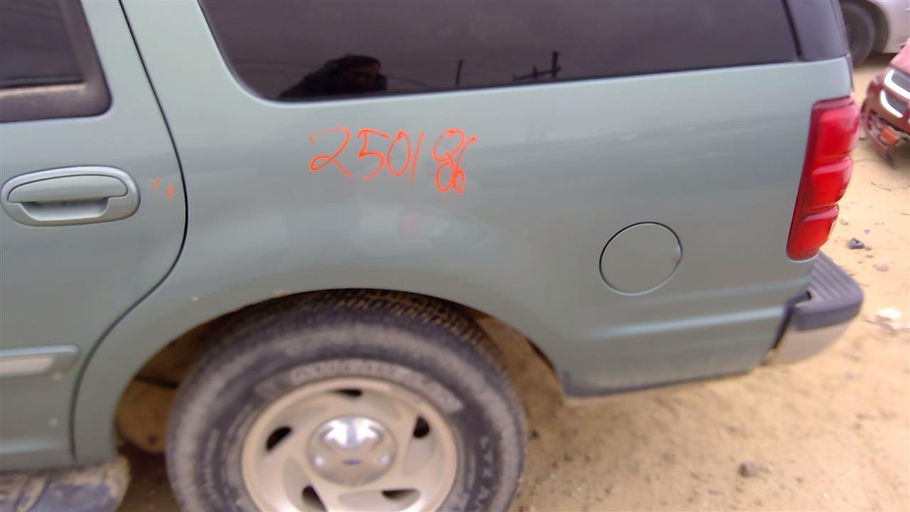 https://f005.backblazeb2.com/file/img-partshotlines-com/Inventory/SW52/Vehicle/19153_12.jpg
