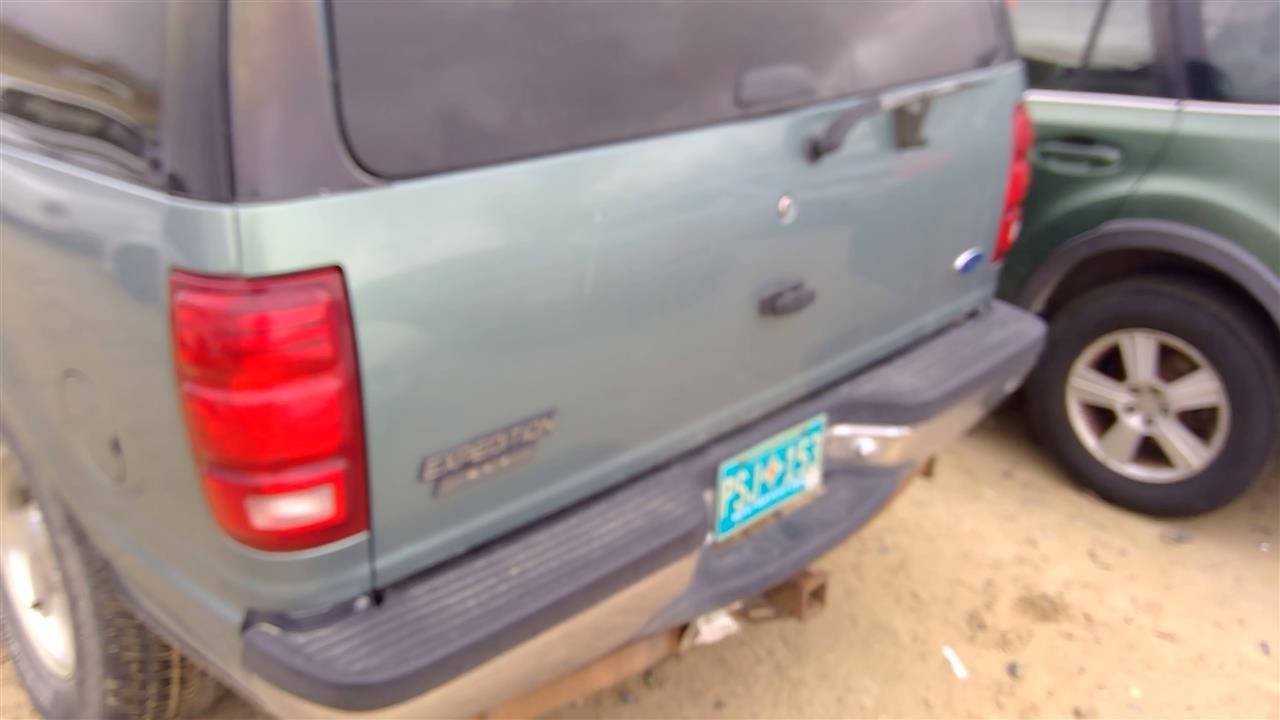 https://f005.backblazeb2.com/file/img-partshotlines-com/Inventory/SW52/Vehicle/19153_13.jpg