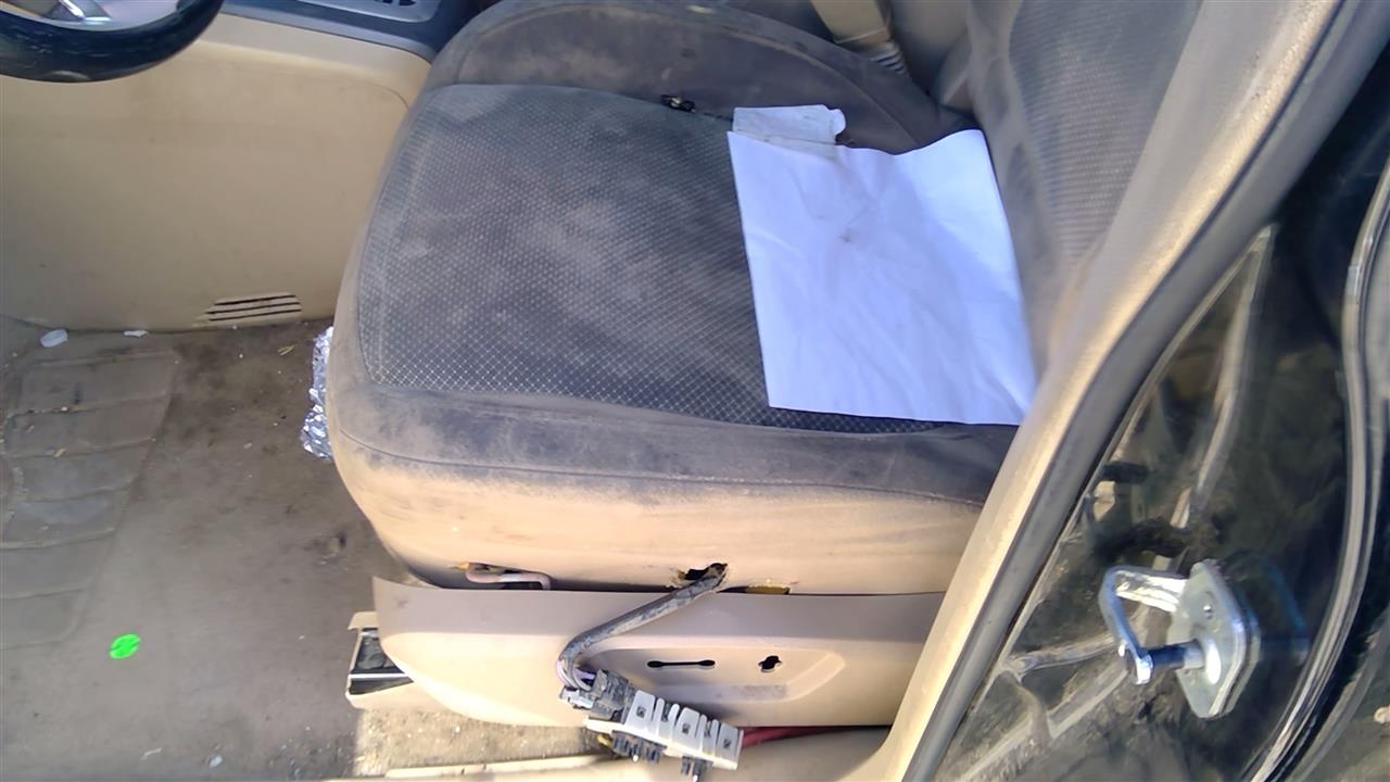 https://f005.backblazeb2.com/file/img-partshotlines-com/Inventory/SW52/Vehicle/19162_03.jpg