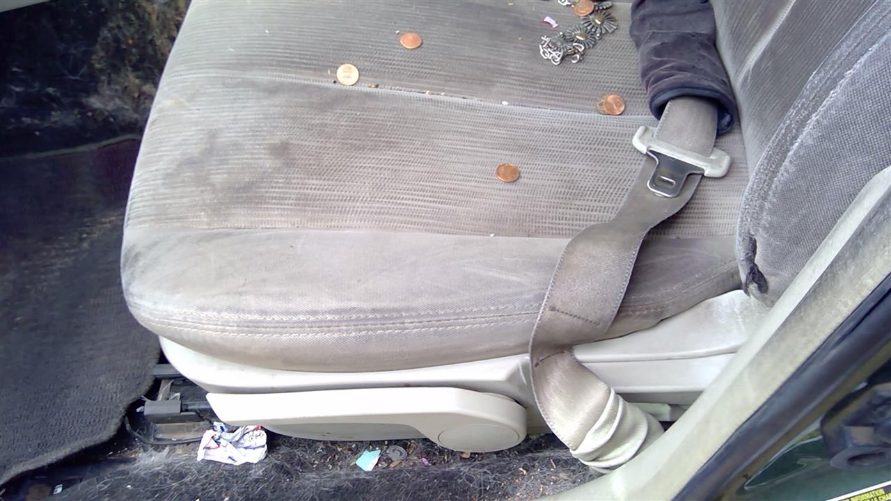 https://f005.backblazeb2.com/file/img-partshotlines-com/Inventory/SW52/Vehicle/19193_03.jpg