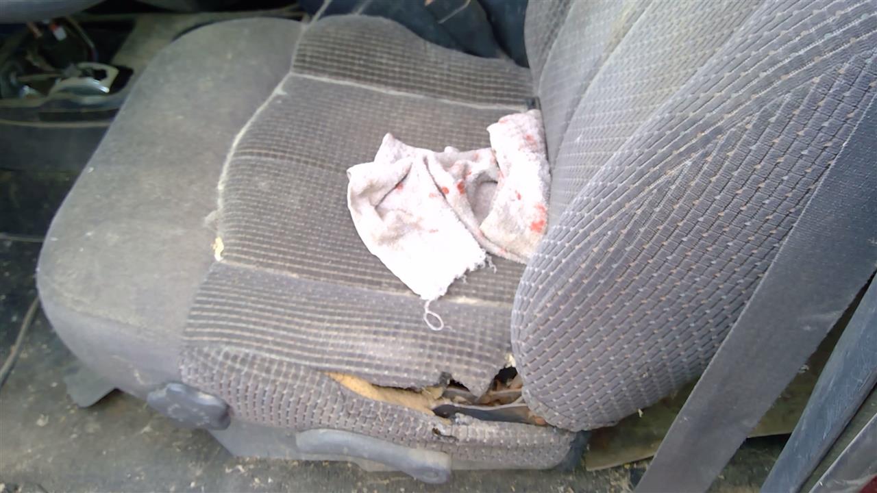 https://f005.backblazeb2.com/file/img-partshotlines-com/Inventory/SW52/Vehicle/19194_03.jpg