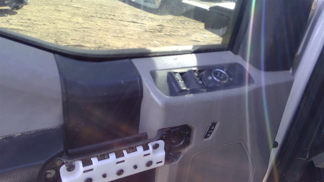 https://f005.backblazeb2.com/file/img-partshotlines-com/Inventory/SW52/Vehicle/19202_05.jpg