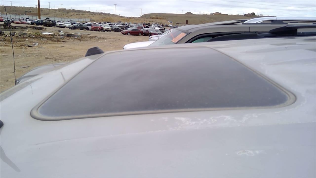 https://f005.backblazeb2.com/file/img-partshotlines-com/Inventory/SW52/Vehicle/19259_04.jpg