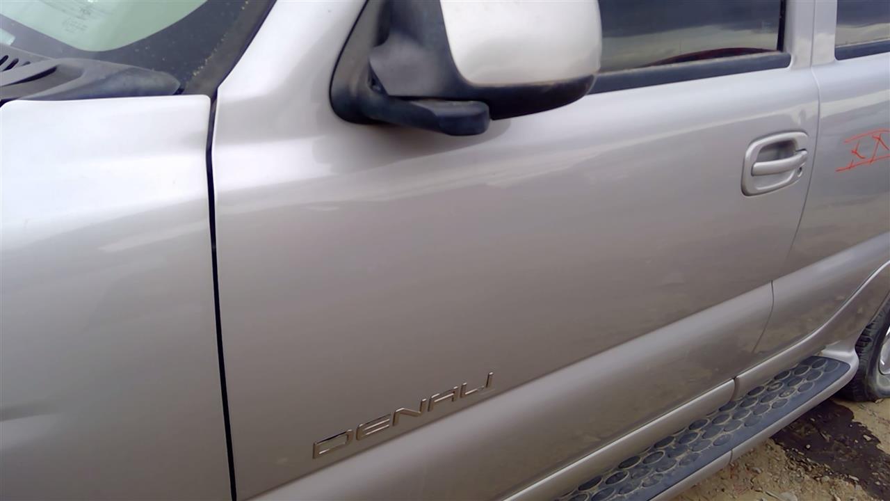 https://f005.backblazeb2.com/file/img-partshotlines-com/Inventory/SW52/Vehicle/19259_11.jpg