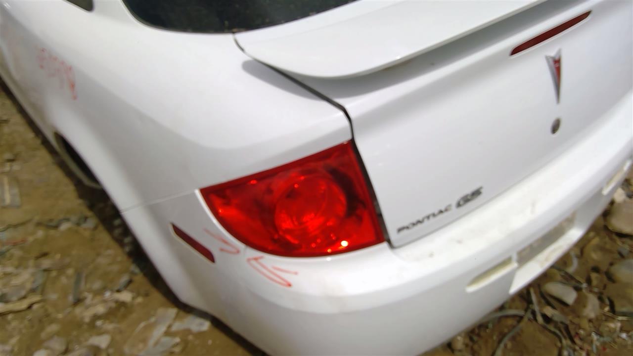 https://f005.backblazeb2.com/file/img-partshotlines-com/Inventory/SW52/Vehicle/19271_13.jpg