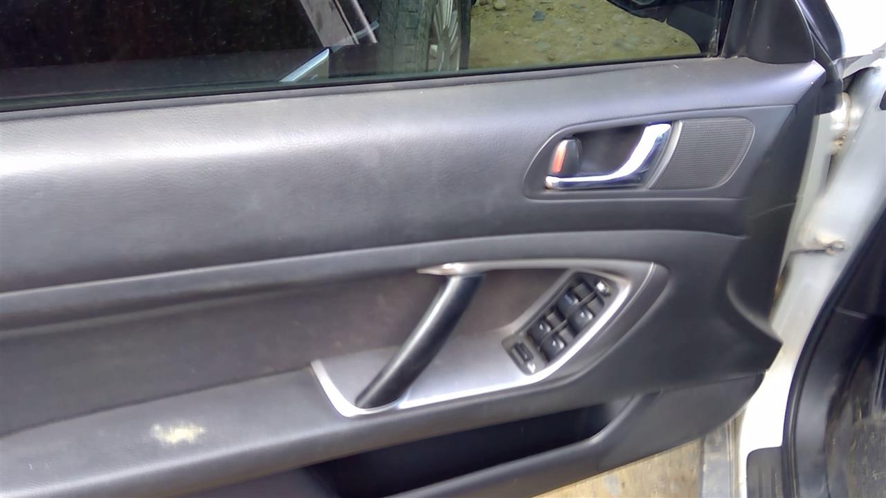 https://f005.backblazeb2.com/file/img-partshotlines-com/Inventory/SW52/Vehicle/19275_02.jpg