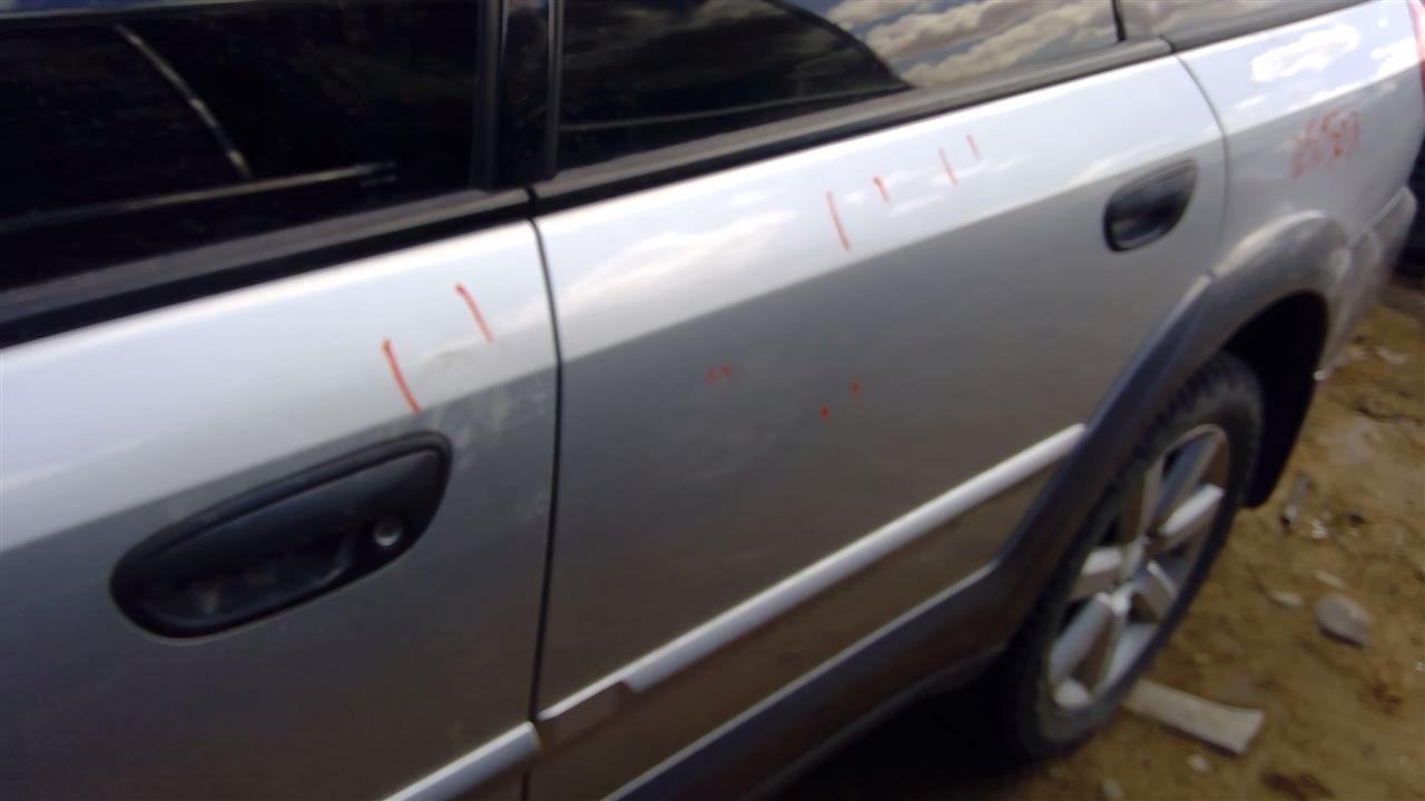 https://f005.backblazeb2.com/file/img-partshotlines-com/Inventory/SW52/Vehicle/19275_11.jpg
