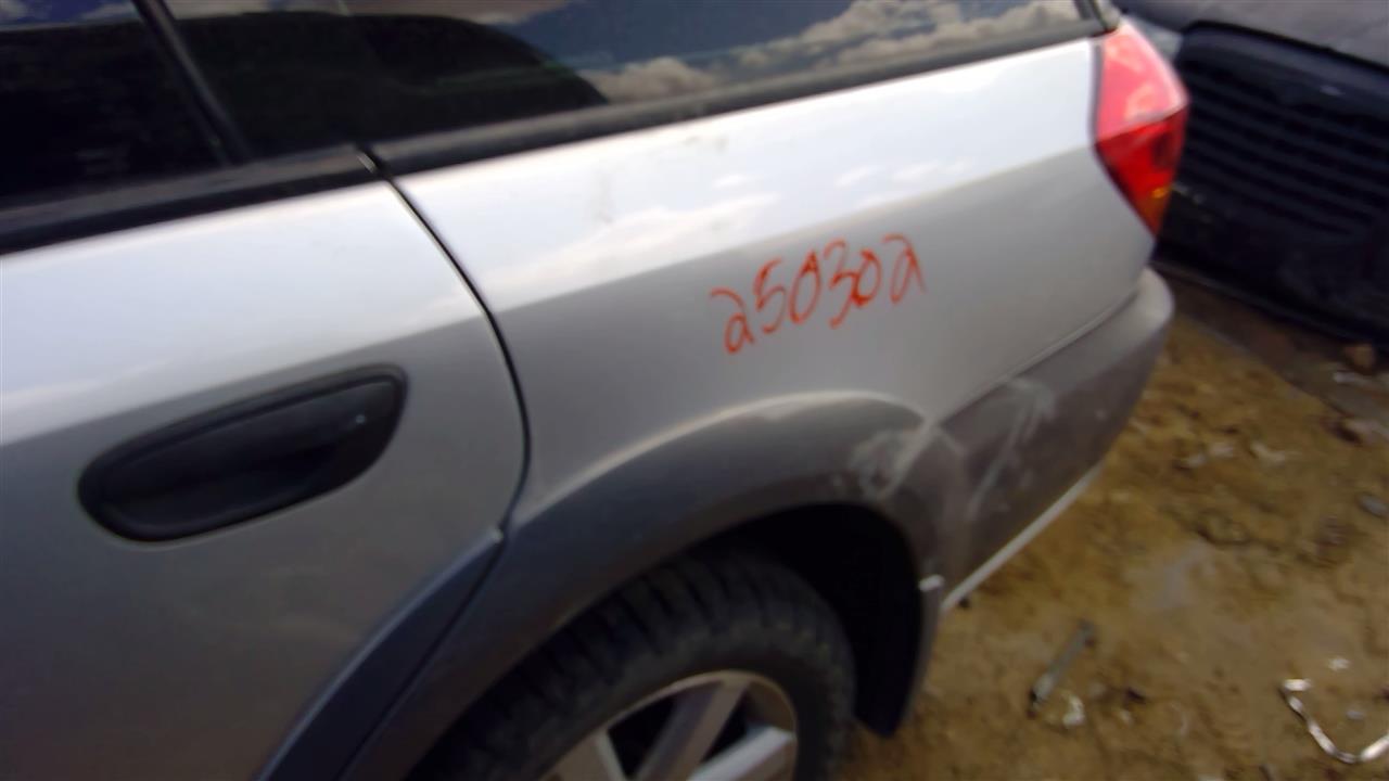 https://f005.backblazeb2.com/file/img-partshotlines-com/Inventory/SW52/Vehicle/19275_12.jpg