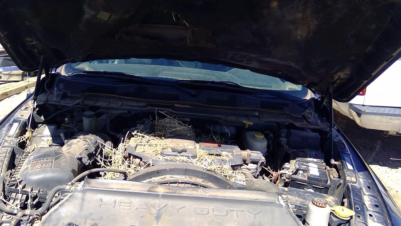 https://f005.backblazeb2.com/file/img-partshotlines-com/Inventory/SW52/Vehicle/19288_07.jpg