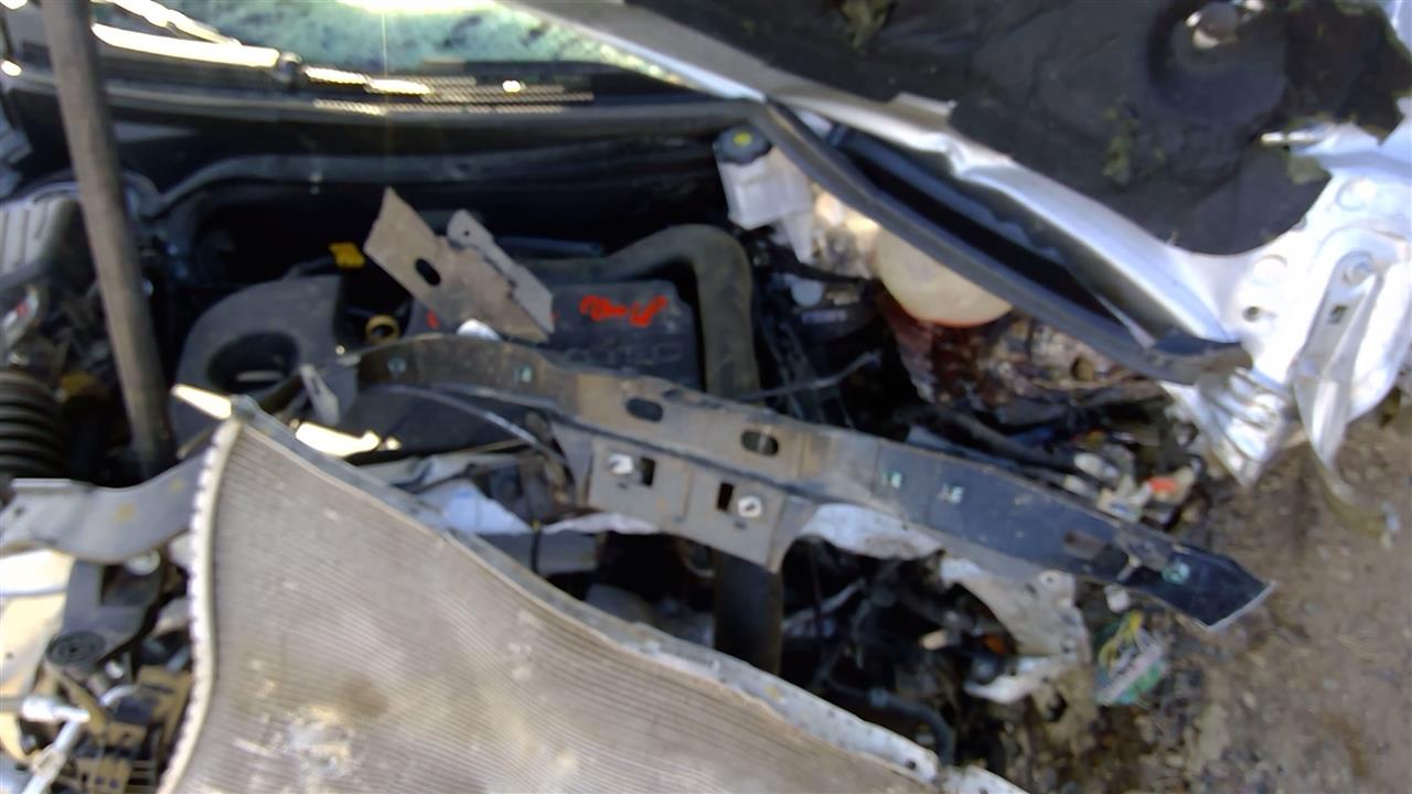 https://f005.backblazeb2.com/file/img-partshotlines-com/Inventory/SW52/Vehicle/19298_06.jpg