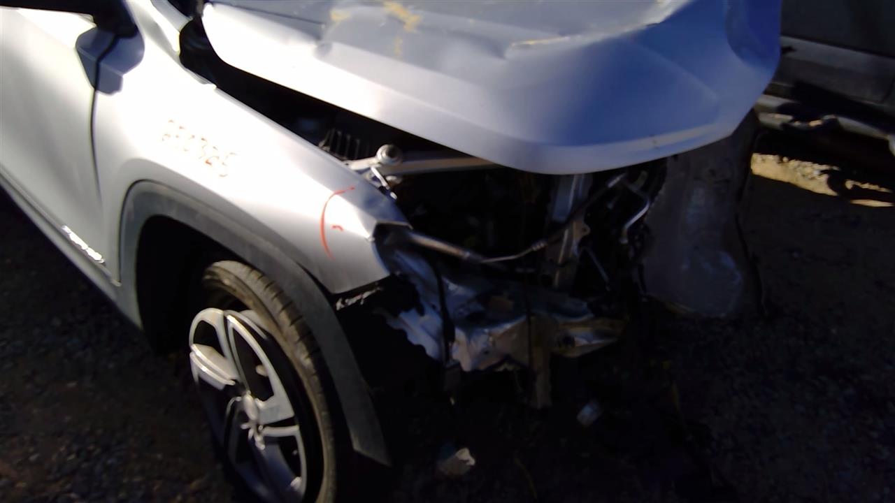 https://f005.backblazeb2.com/file/img-partshotlines-com/Inventory/SW52/Vehicle/19298_07.jpg