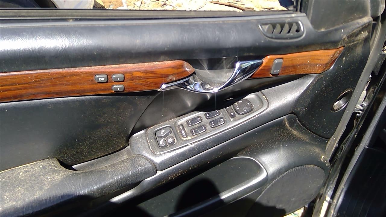 https://f005.backblazeb2.com/file/img-partshotlines-com/Inventory/SW52/Vehicle/19315_03.jpg